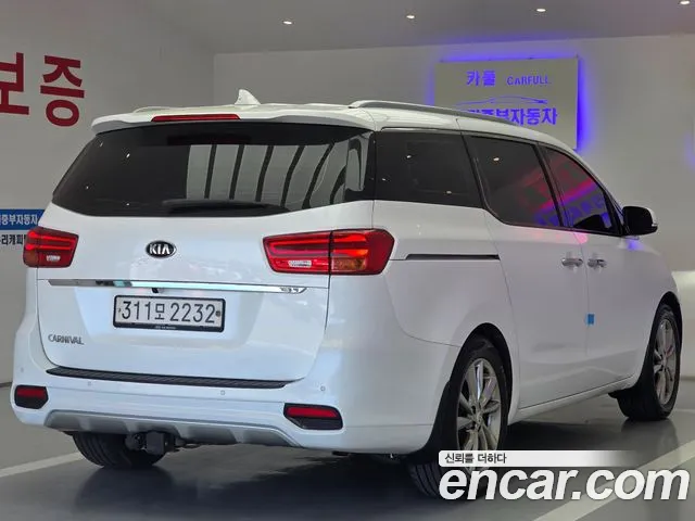 Kia Carnival 2020 thumb 7