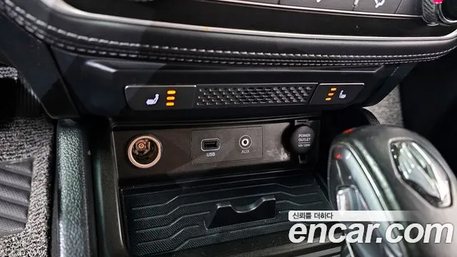KGM Rexton 2019 thumb 6