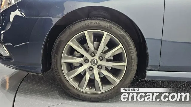 Renault SM5 2015 thumb 5