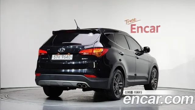 Hyundai Санта Фе 2013 thumb 6