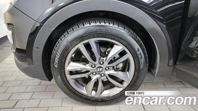 Hyundai Санта Фе 2013 thumb 7