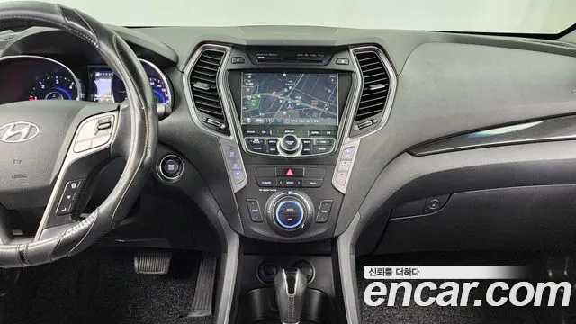 Hyundai Санта Фе 2013 thumb 12