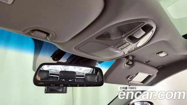 Hyundai Санта Фе 2013 thumb 11