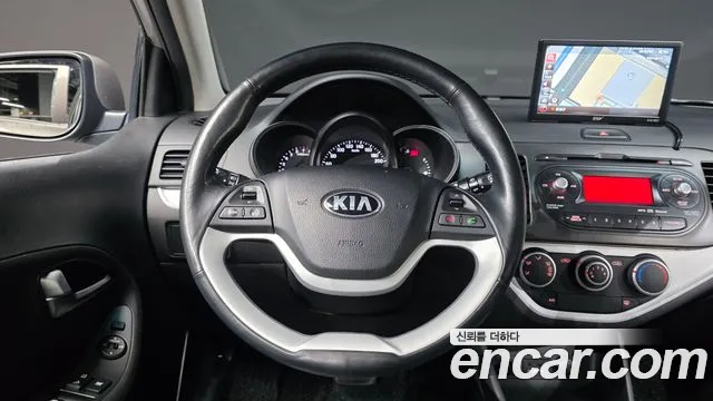 Kia Morning 2012 thumb 10