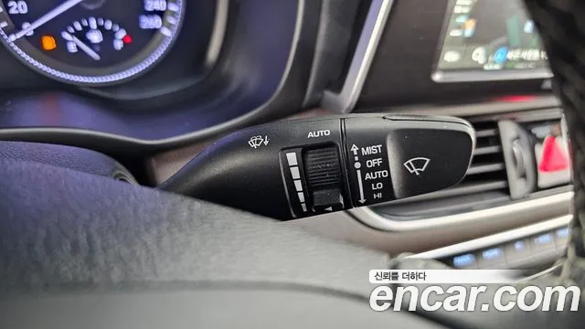 Hyundai Grandeur 2017 thumb 4