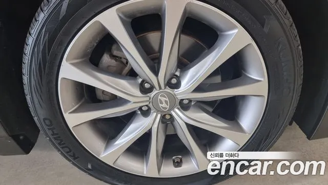 Hyundai Grandeur 2015 thumb 11