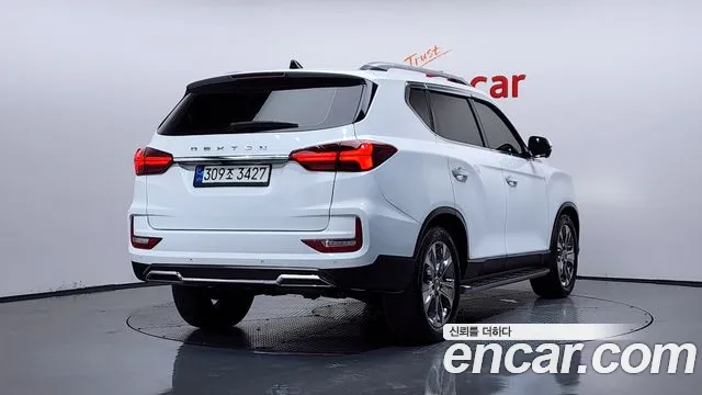KGM Rexton 2021 thumb 6