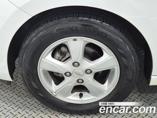 Chevrolet Spark 2018 thumb 9