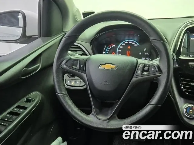 Chevrolet Spark 2018 thumb 9