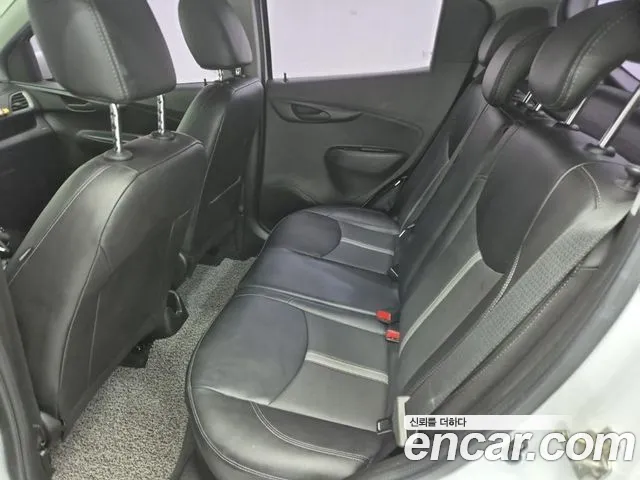Chevrolet Spark 2018 thumb 12