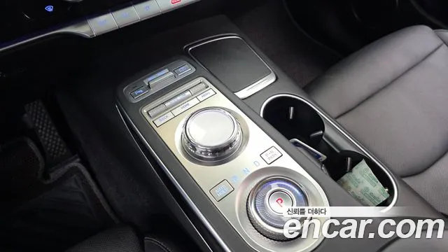 Genesis GV70 2021 thumb 9