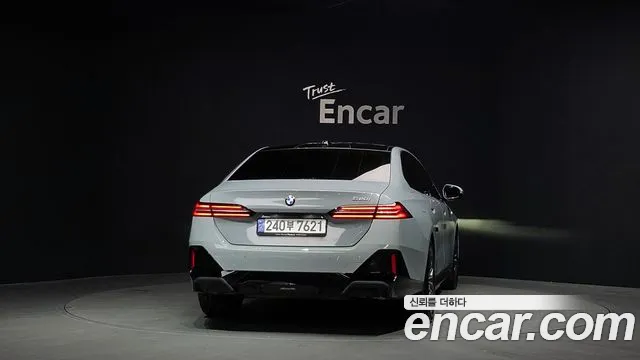 BMW 5 серии 2024 thumb 4