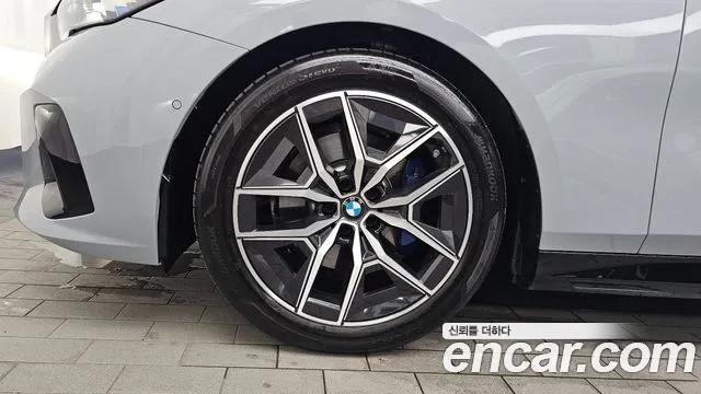 BMW 5 серии 2024 thumb 6