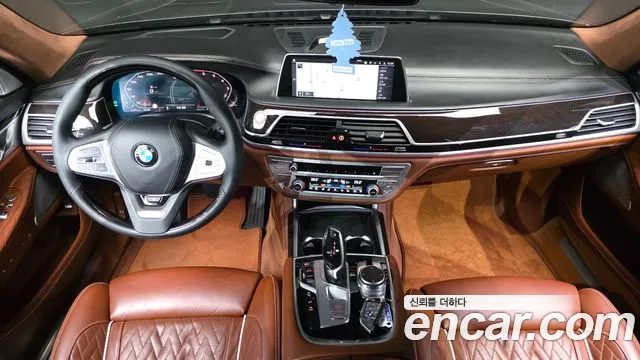 BMW 7 серии 2020 thumb 7