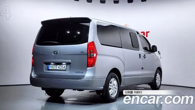 Hyundai Staria 2018 thumb 6