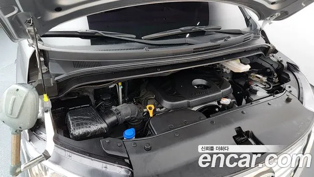 Hyundai Staria 2018 thumb 8