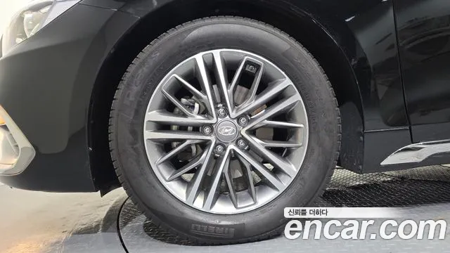Hyundai Grandeur 2019 thumb 3