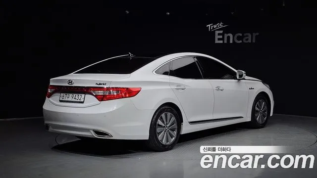 Hyundai Grandeur 2014 thumb 3