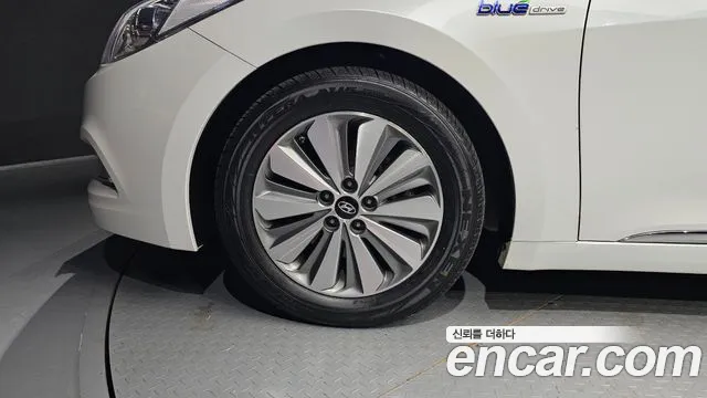 Hyundai Grandeur 2014 thumb 2