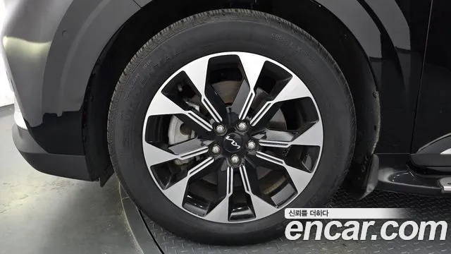 Kia Carnival 2022 thumb 8