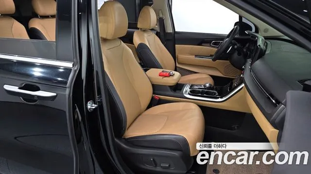 Kia Carnival 2022 thumb 10