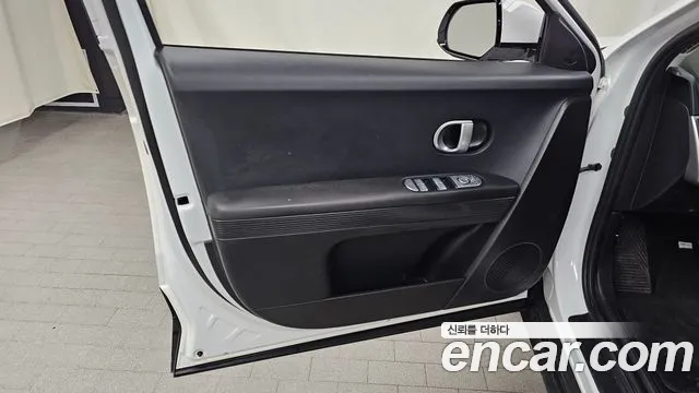 Hyundai Ioniq5 2023 thumb 6