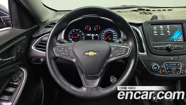 Chevrolet Malibu 2017 thumb 2