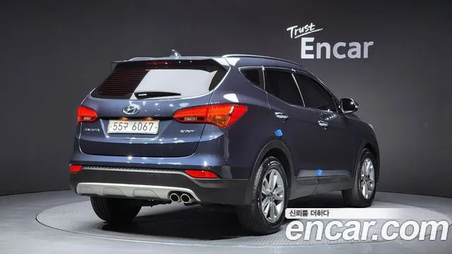Hyundai Санта Фе 2014 thumb 4