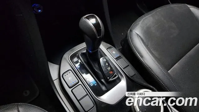 Hyundai Санта Фе 2014 thumb 2