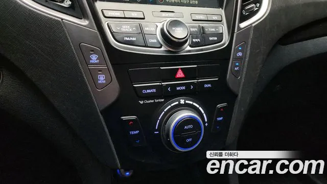 Hyundai Санта Фе 2014 thumb 5