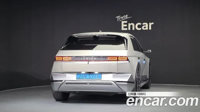 Hyundai Ioniq5 2021 thumb 8