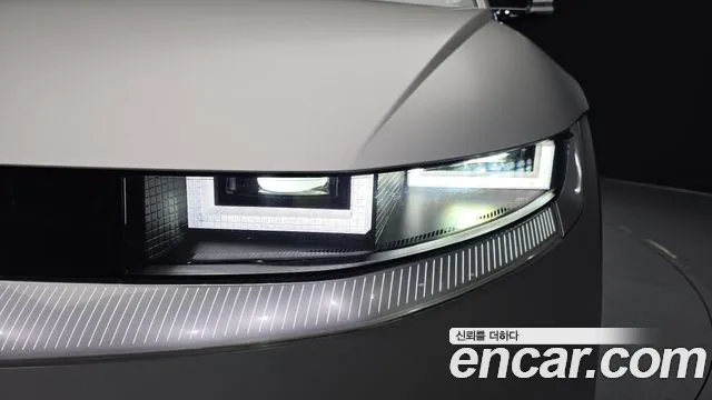 Hyundai Ioniq5 2021 thumb 4
