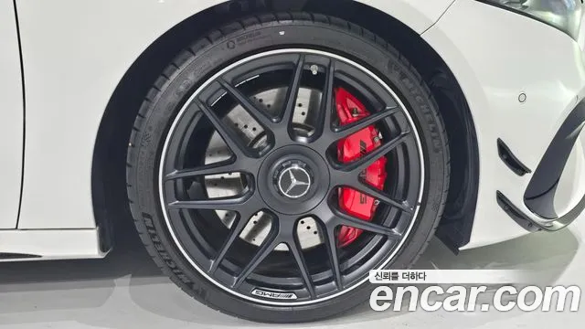 Mercedes-Benz A-Class 2025 thumb 5