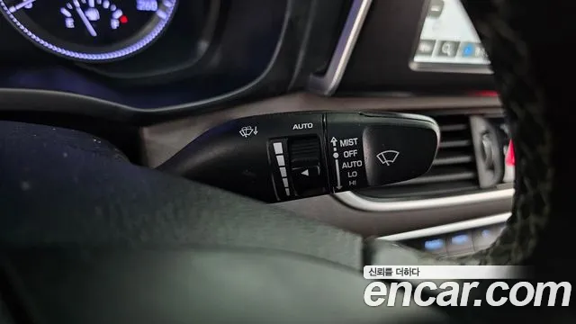Hyundai Grandeur 2017 thumb 2