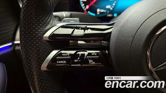 Mercedes-Benz E-Class 2020 thumb 5