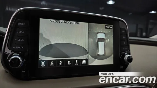 Hyundai Santa Fe 2018 thumb 3