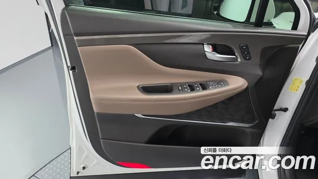 Hyundai Santa Fe 2018 thumb 5