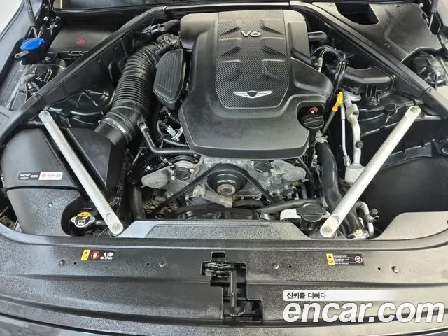 Genesis G90 2019 thumb 2