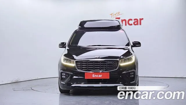 Kia Carnival 2018 thumb 8