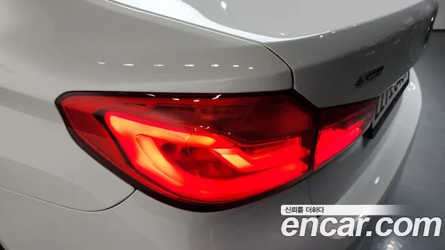 BMW 5 серии 2019 thumb 5
