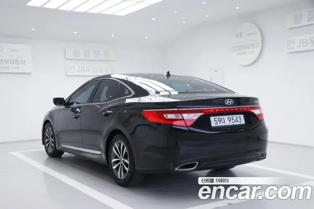 Hyundai Grandeur 2011 thumb 12