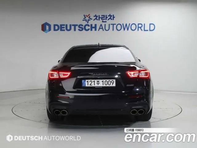 Maserati Ghibli 2020 thumb 5