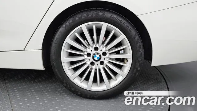 BMW 3 серии Gran Turismo 2020 thumb 7