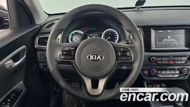 Kia Niro 2018 thumb 4