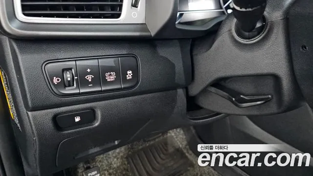 Kia Niro 2018 thumb 9