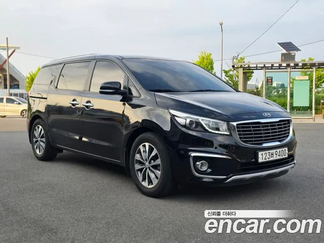 Kia Carnival 2018 thumb 6