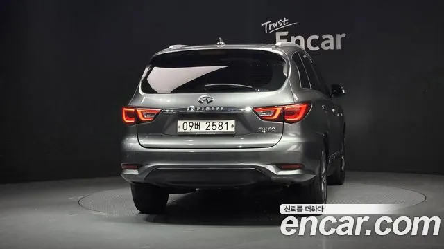 Infiniti QX60 2017 thumb 4
