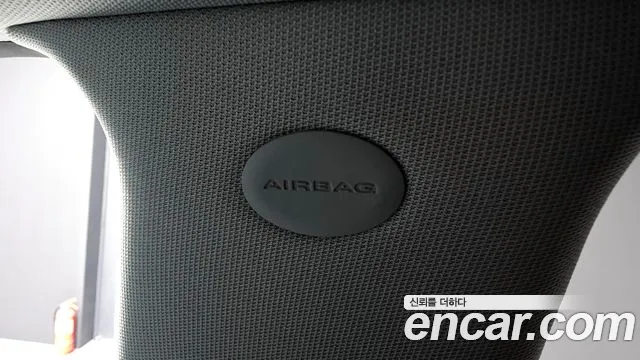 Hyundai Санта Фе 2013 thumb 6