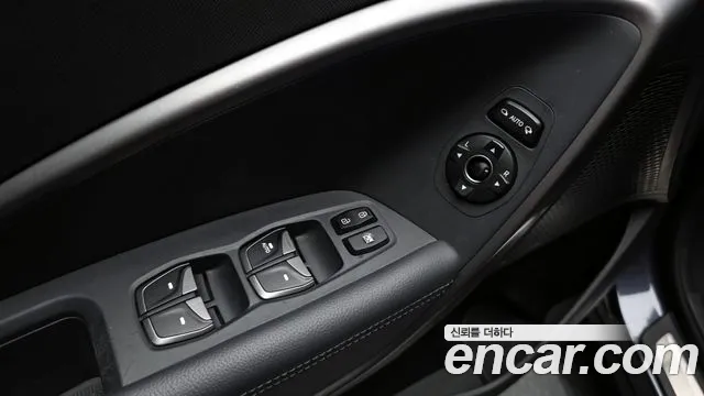 Hyundai Санта Фе 2013 thumb 11
