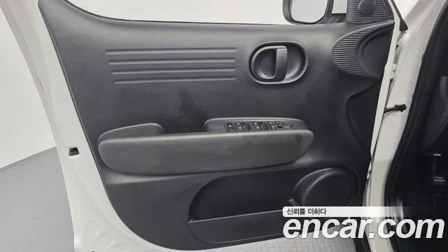 Hyundai Casper 2022 thumb 2